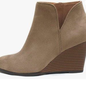 Soda Ability - Mid Ankle Bootie w/Split Shaft and Zipper Stacked Wedge Heel